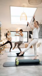 Exercice d’équilibre en Pilates