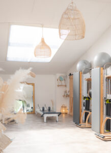 Studio L’Instant Pilates Biarritz - séance en petit groupe proche du Lac Marion